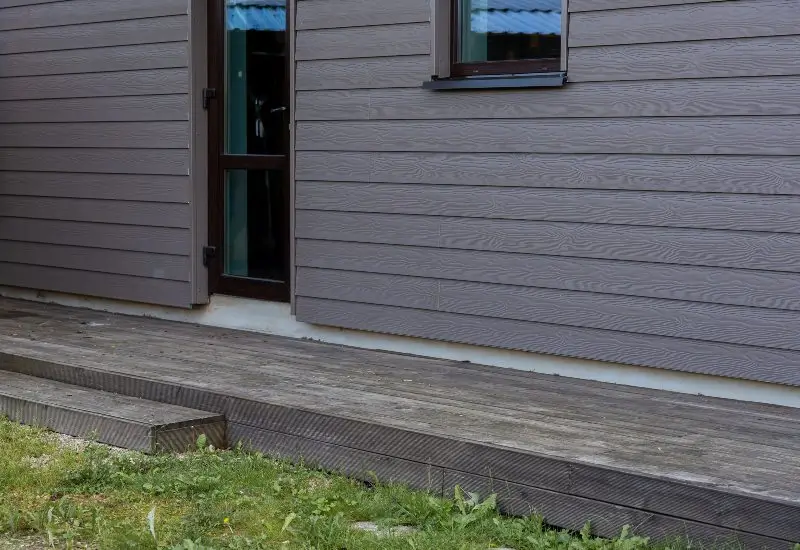 Featured image for “How to Fix Damaged Fiber Cement Siding”