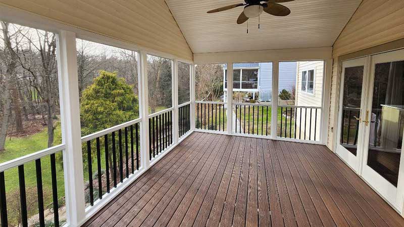 Custom Screened Room