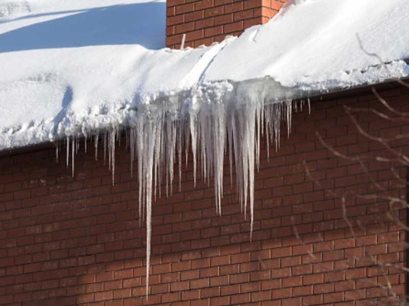 Featured image for “Common Winter Roofing Problems”